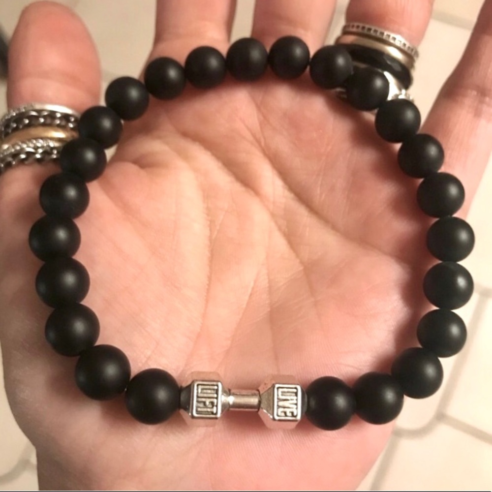 π΄ Men or women matte onyx & barbell bracelet - Picture 3 of 8